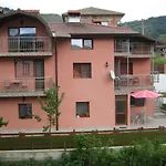 Πανσιόν романс Yagodina