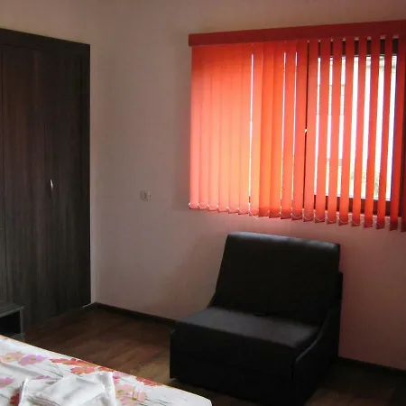 романс Guest house