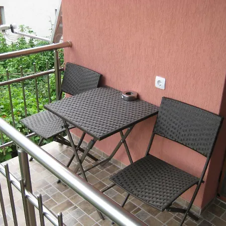 романс Guest house